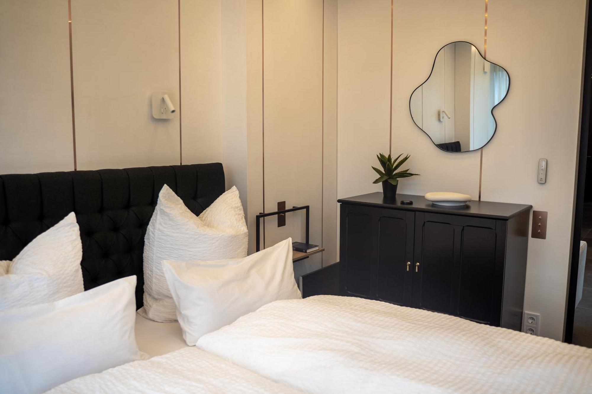 Hotel & Chalets By Revex Schwarzenbach am Wald Εξωτερικό φωτογραφία